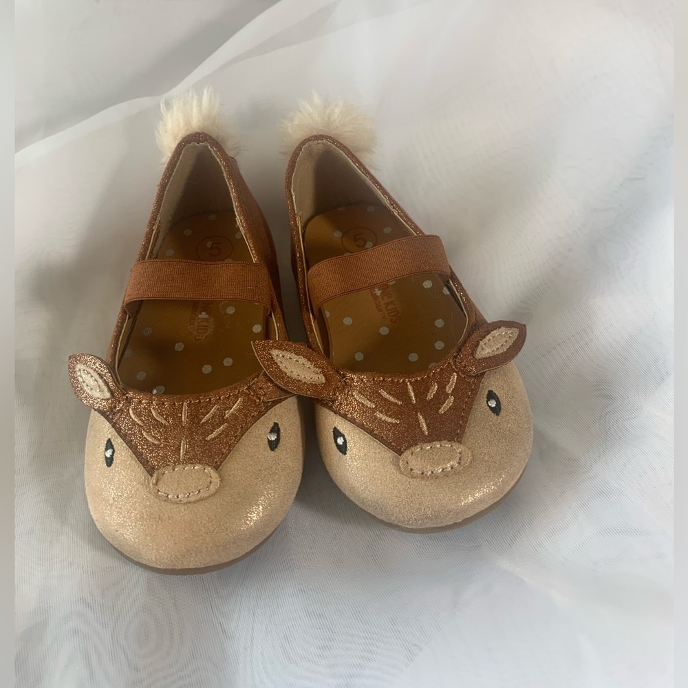Toddler Size 5 Shoes